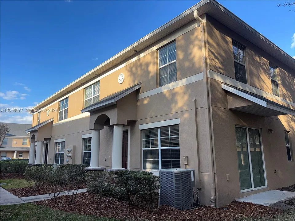 360 Carina Cir #360