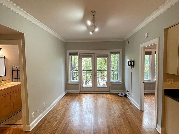 4th image of 4420 N Ashland Ave