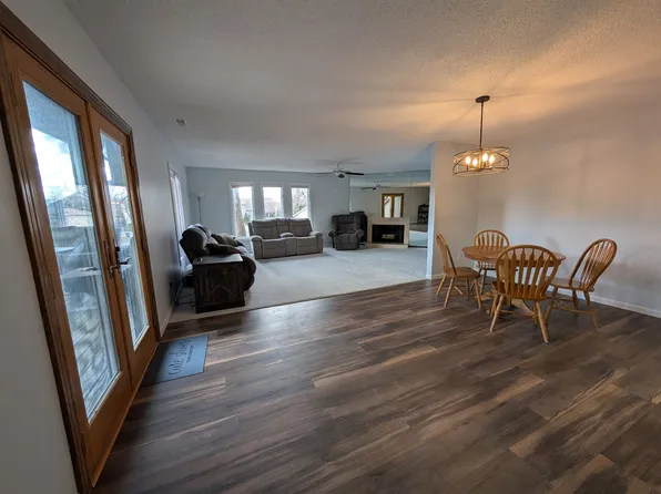 6743 5th Ave, Sylvania, OH 43560