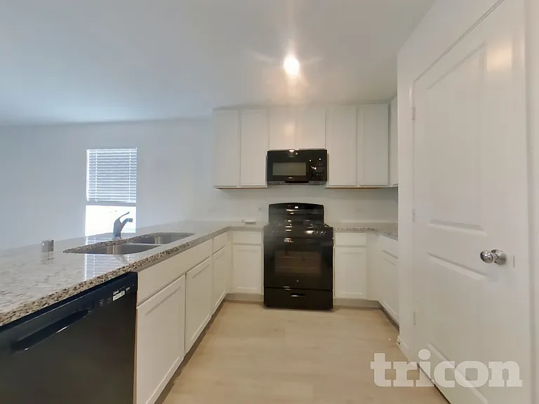 11826 Hermosa Ln — Photo 5