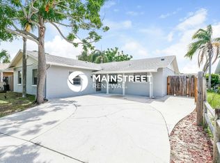 1709 Stonehaven Way, Tarpon Springs, FL 34689