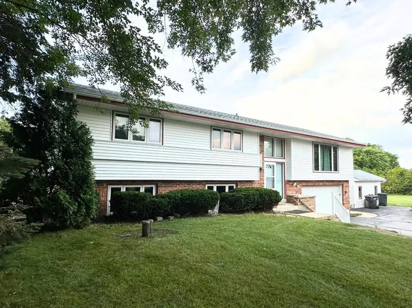 S30W29494 Williams WAY, Waukesha, WI 53188