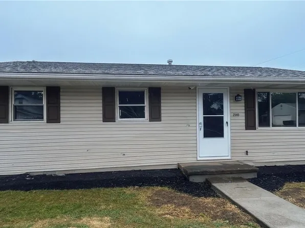 2918 17th St SW, Canton, OH 44706