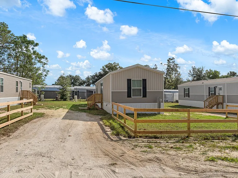 6310 Strawberry Dr — Photo 23