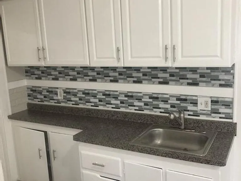 80 Fleming St — Photo 13