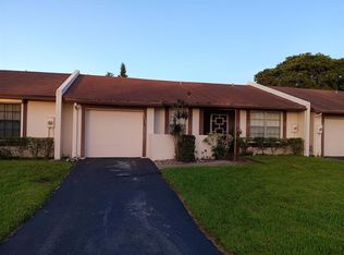 5262 Breadfruit Cir, Delray Beach, FL 33484