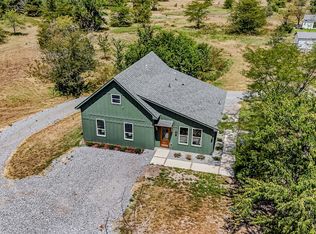 1530 County Road 3925, Wolfe City, TX 75449