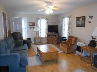 717 S Hackberry St, Moulton, TX 77975