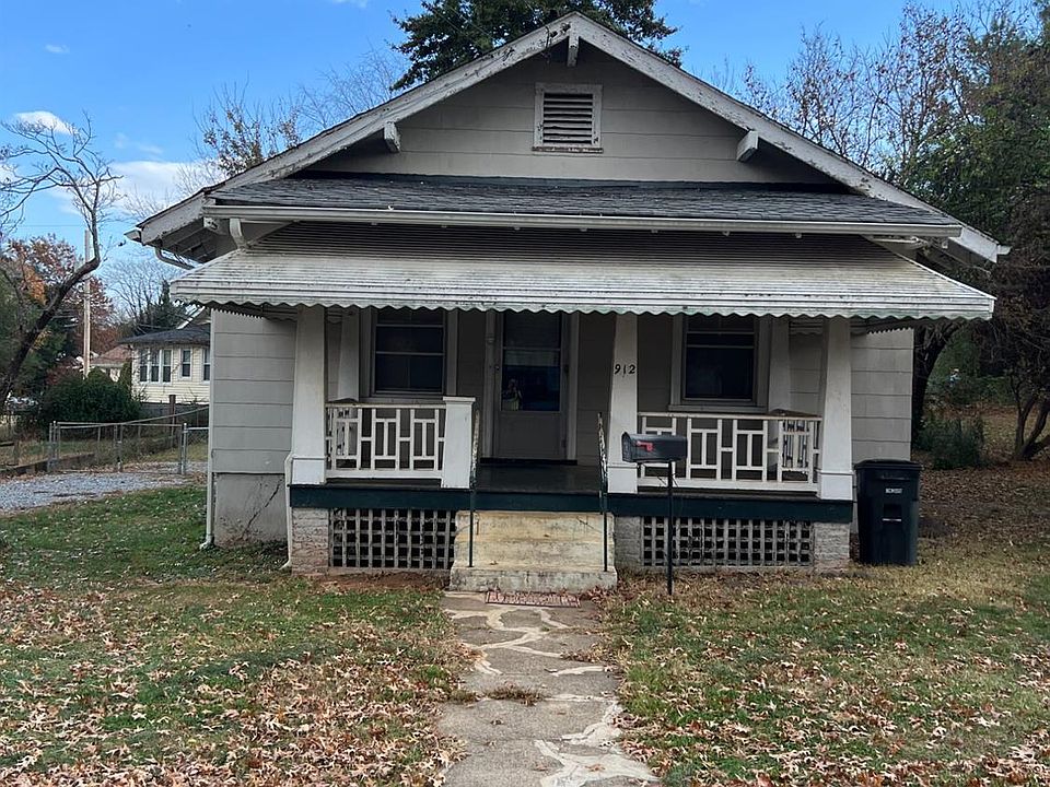 1st image of 912 Euclid Ave