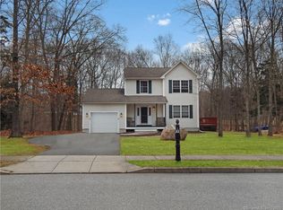 52 Great Brook Rd, Groton, CT 06340