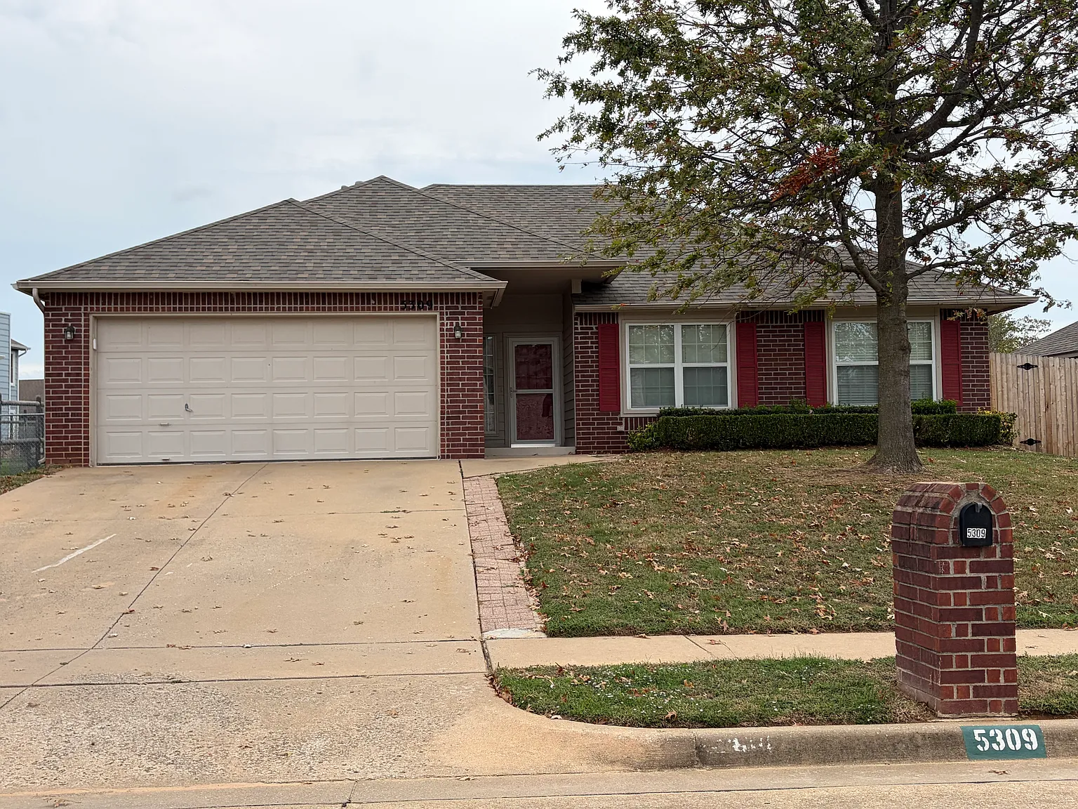 3 bed, 1528 sqft, $1,985 — Photo 1