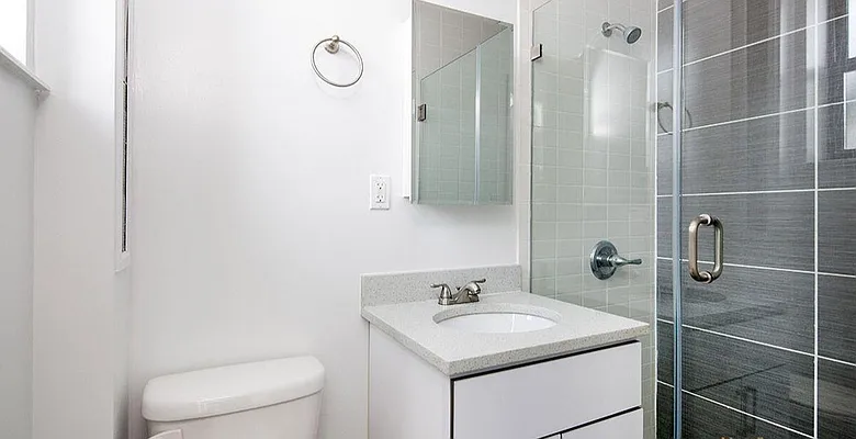 Rented by Bold New York | media 4