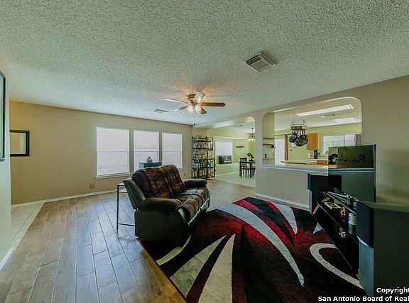 5th image of 7006 River Elms