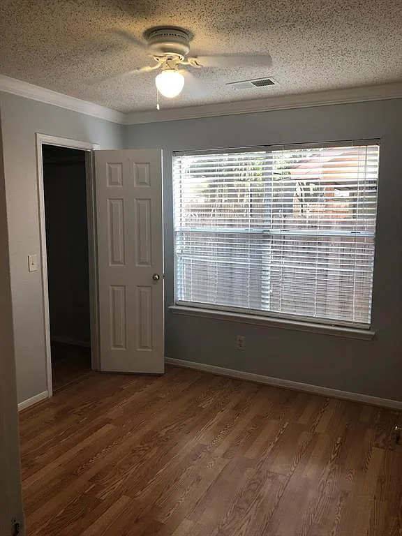 3 bed, 1788 sqft, $1,995 — Photo 1