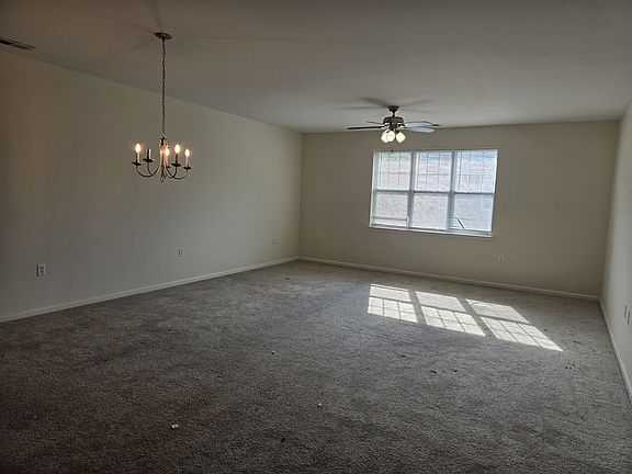 3rd image of 2424 Chancery Ln