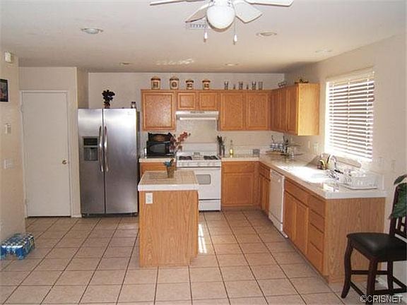3rd image of 40335 Maravilla Dr