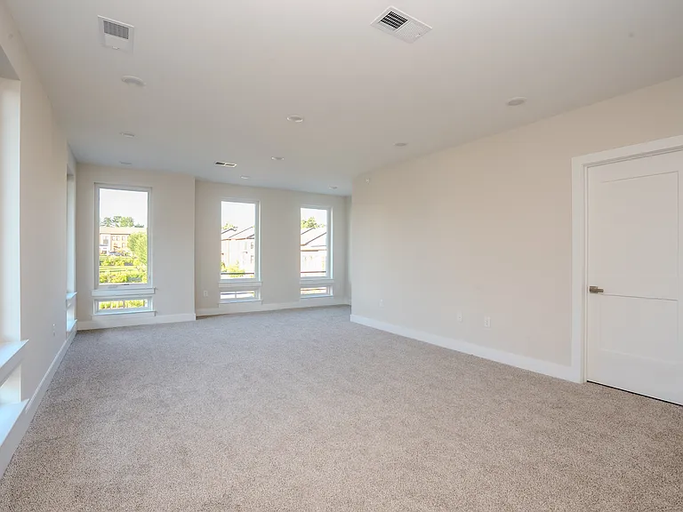 112 Village Dr #112 — Photo 25