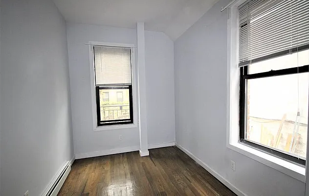 Rented by Skyhigh Realty NYC LLC | media 17