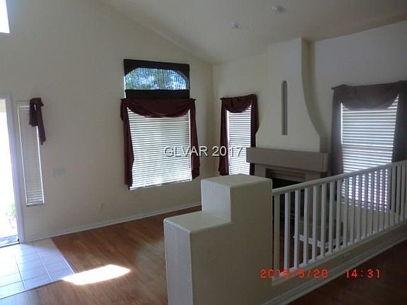 4th image of 276 White Bluffs St