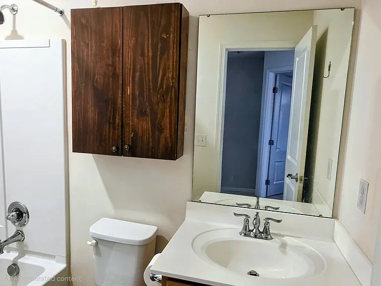 114 Glenridge Cir — Photo 18