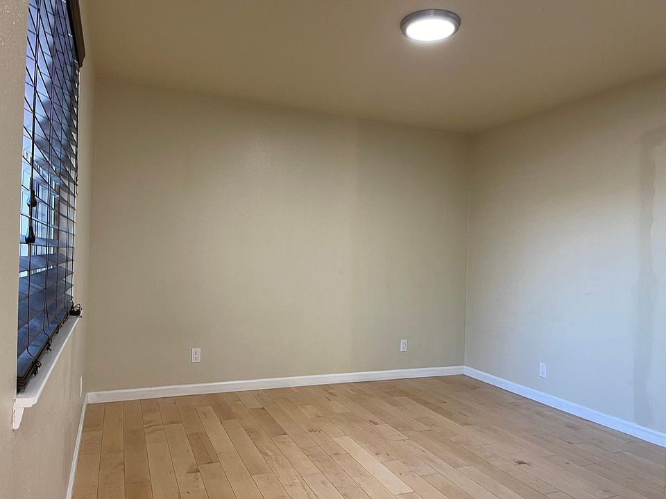 1st image of 25830 Underwood Ave #A