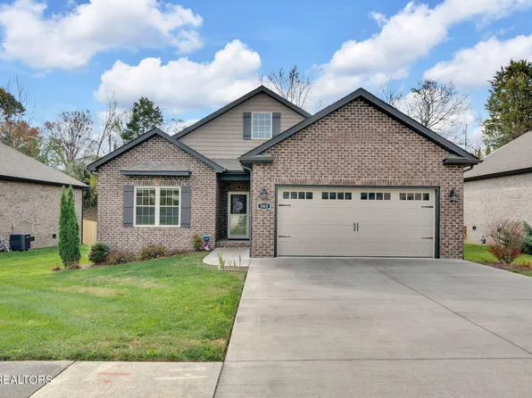 563 Nettle Tree Ct, Johnson City, TN 37604