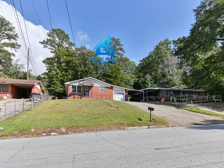 2908 Urban Ave — Photo 13