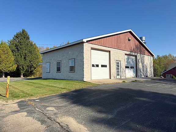 3rd image of 200-202 County Route 48
