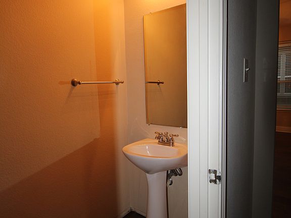 5th image of 11799 Stephenville Dr