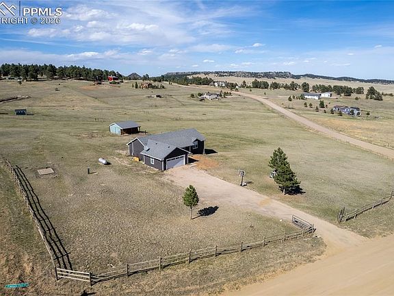 3rd image of 17520 Fremont Fort Dr