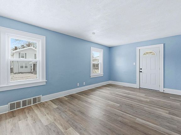5th image of 4035 Buell Dr