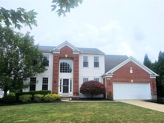 3rd image of 27151 Phoenix Way