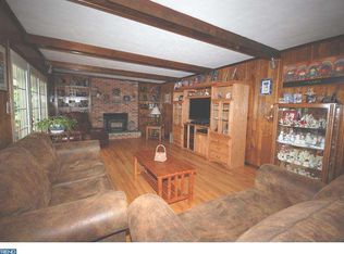 911 Crossan Rd, Newark, DE 19711