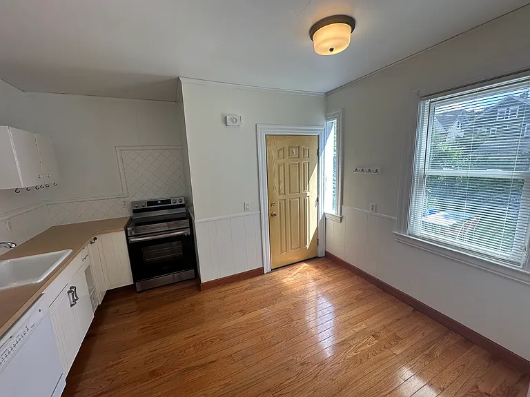 62 Dartmouth St #1 — Photo 5