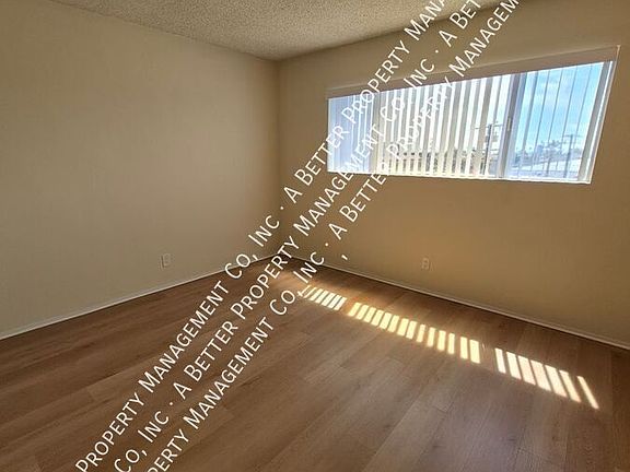5th image of 220 Granada Ave APT 10