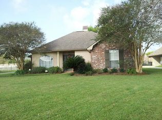 18425 Manchac Lake Dr, Prairieville, LA 70769