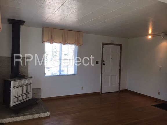 3rd image of 200 Hermosa Ave