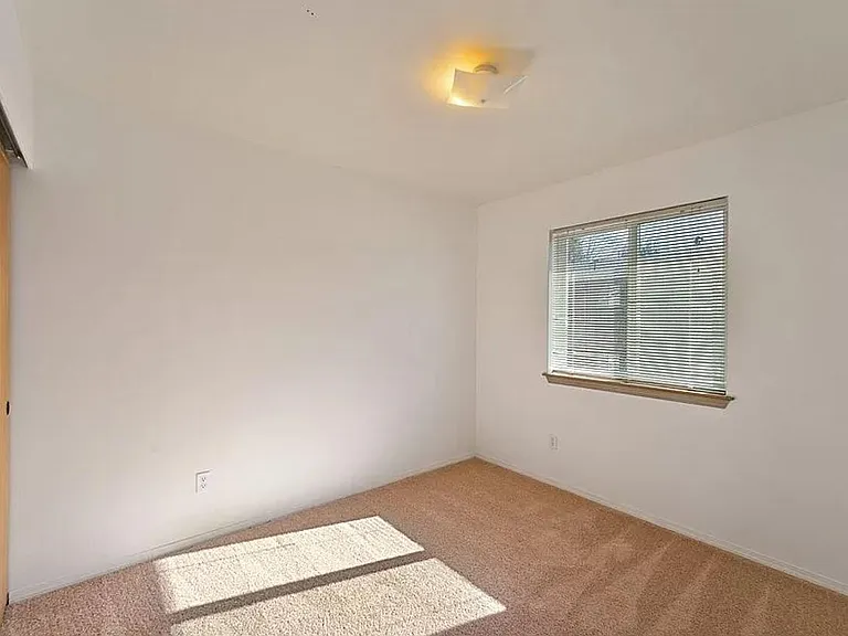 7123 Rainier Dr #C — Photo 8