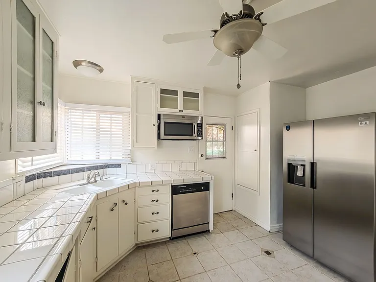 3123 Los Olivos Ln — Photo 6