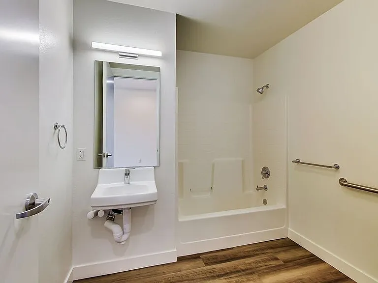 950 Lofts — Photo 80