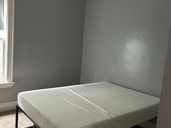 2nd image of 344 Woodward Ave Floor 1