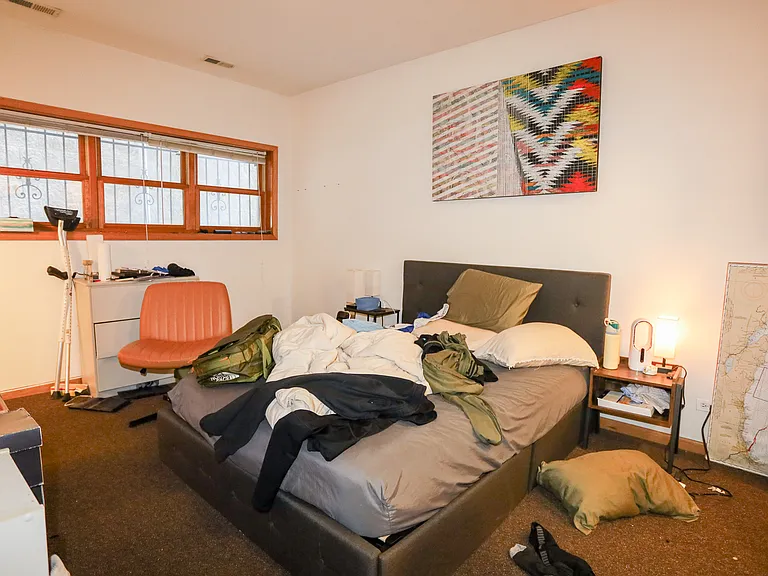 1940 W Diversey Pkwy #2W — Photo 15