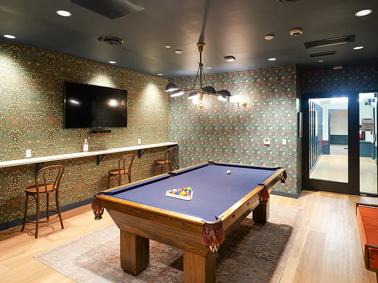 Club & Game Room