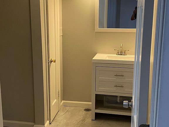 3rd image of 7 Englewood Ave #1A