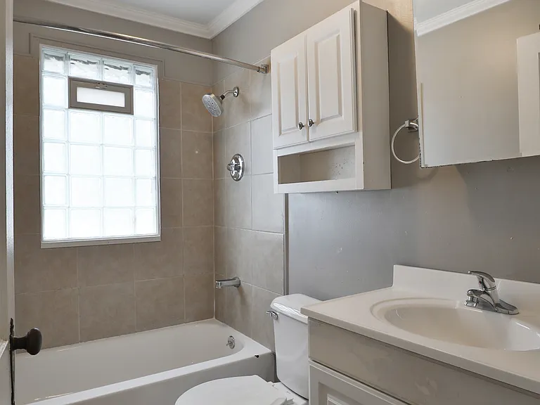 2725 Allegheny Ave — Photo 13