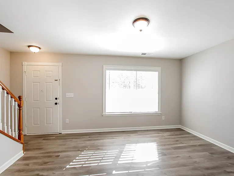 15823 Circlegreen Dr — Photo 4
