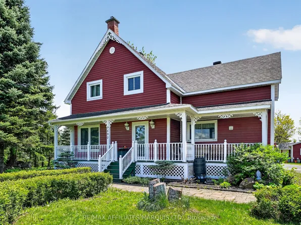 1590 Cornwall Centre Rd, Cornwall, ON K0C 1P0