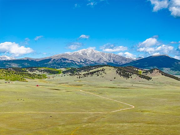 5th image of 1023 Mexican Ridge Circle