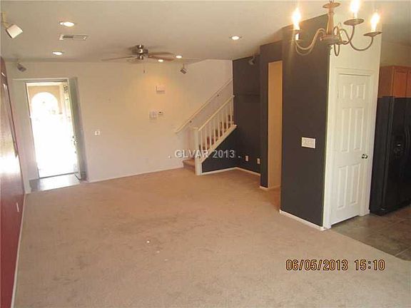 4th image of 9347 Weeping Water Ave