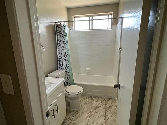 5th image of 1400 S Gramercy Pl #17